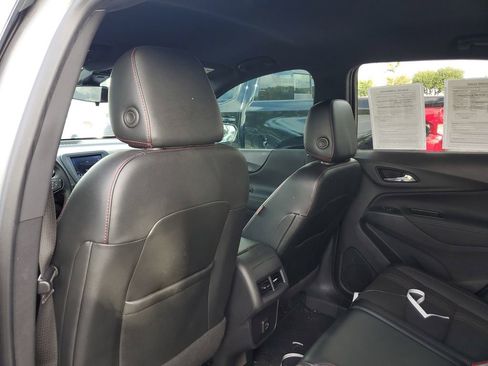 Used 2024 Chevrolet Equinox RS image 19