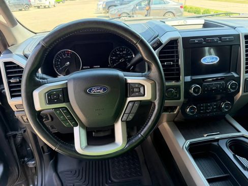 Used 2021 Ford F250 Lariat AWD/4WD image 13