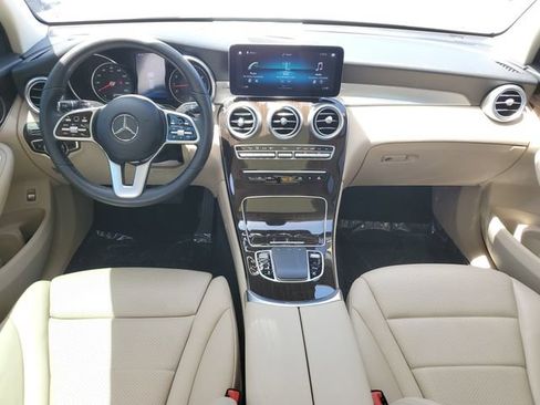 Used 2021 Mercedes-Benz GLC 300 image 24