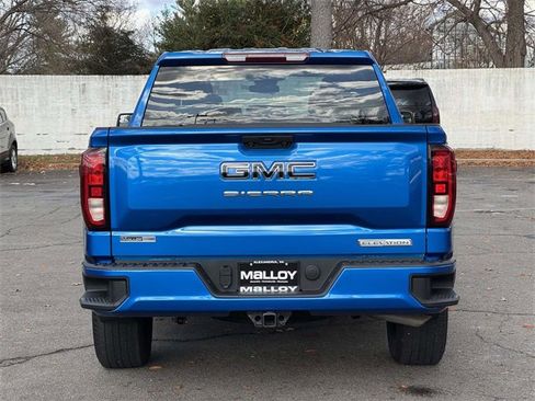 Used 2022 GMC Sierra 1500 Elevation w/ LPO, Elevation Black Package image 3