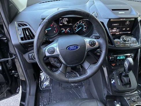 Used 2015 Ford Escape Titanium AWD/4WD image 35