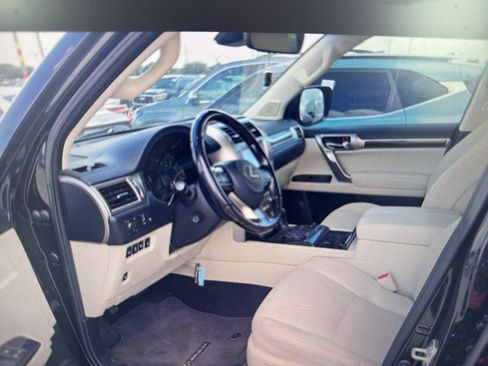 Used 2021 Lexus GX 460 Premium w/ Premium Package AWD/4WD image 3