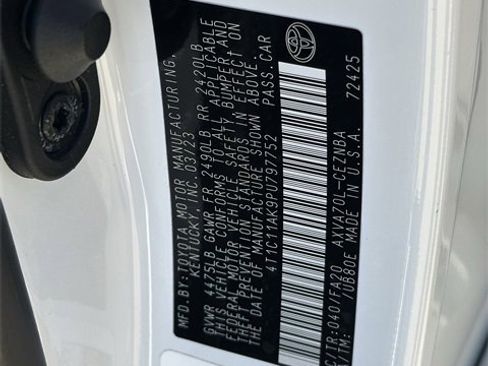 Used 2023 Toyota Camry LE image 29