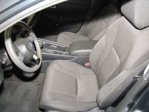 Certified 2024 Honda Accord EX image 9