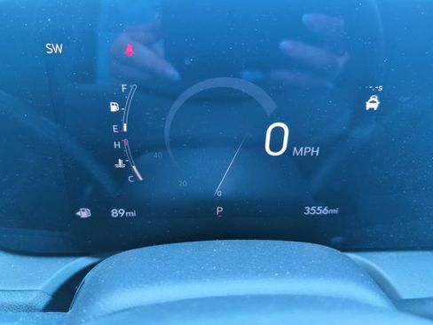 Used 2025 Buick Encore GX Sport Touring w/ Advanced Technology Package FWD image 17