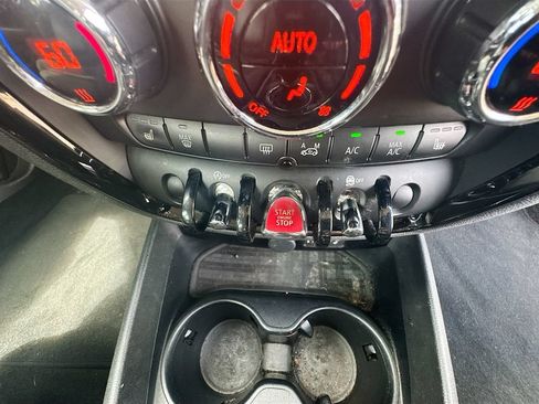 Used 2017 MINI Cooper Clubman S FWD image 29