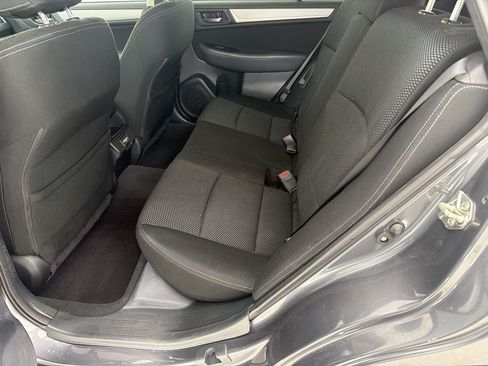 Used 2018 Subaru Outback 2.5i Premium AWD/4WD image 21