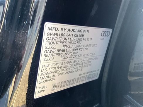 Used 2019 Audi Q8 Premium Plus w/ Premium Plus AWD/4WD image 35