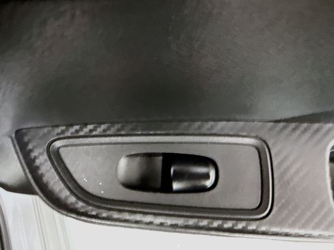 Used 2021 Nissan Versa SV image 31