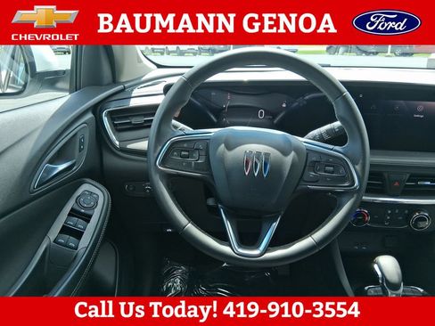 Used 2025 Buick Encore GX Preferred FWD image 13