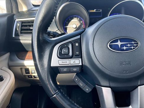 Used 2016 Subaru Outback 2.5i Limited image 16