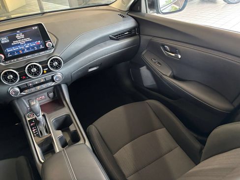 Used 2025 Nissan Sentra SV FWD image 33