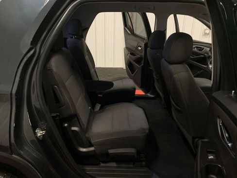 Used 2019 Chevrolet Traverse LT image 47