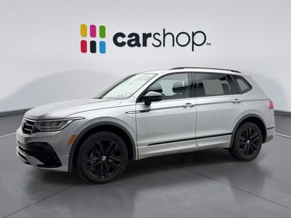 Used 2022 Volkswagen Tiguan SE R-Line