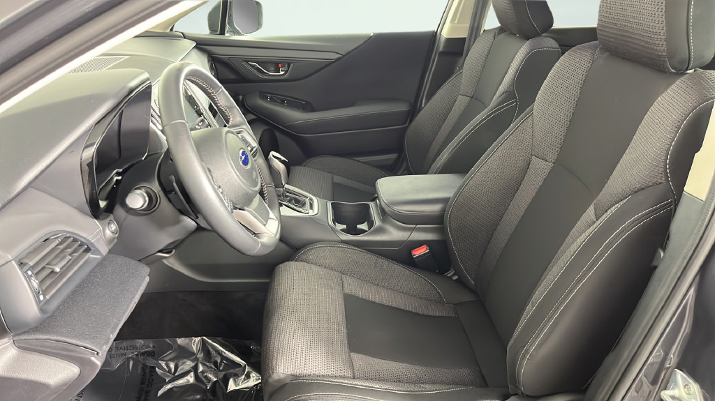 Used 2024 Subaru Outback Premium AWD/4WD image 39
