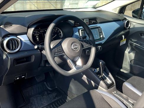 New 2025 Nissan Versa SV w/ Trunk Package image 9
