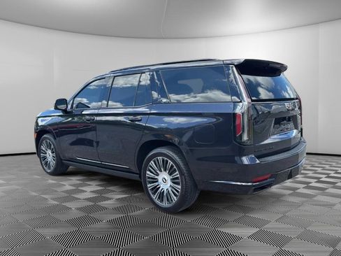 Used 2022 Cadillac Escalade Sport Platinum AWD/4WD image 3