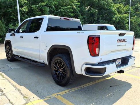 Used 2024 GMC Sierra 1500 Pro w/ Graphite Edition AWD/4WD image 5