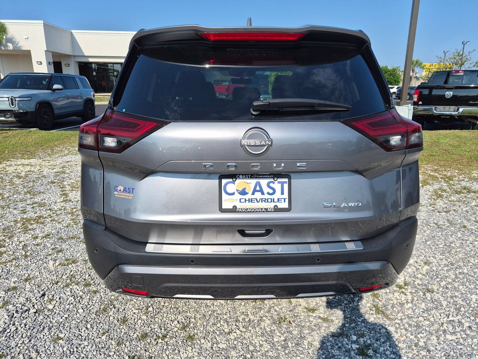 Used 2023 Nissan Rogue SL w/ SL Premium Package AWD/4WD image 4