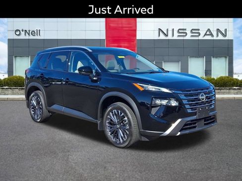 Certified 2025 Nissan Rogue SL w/ Tech Package AWD/4WD image 1