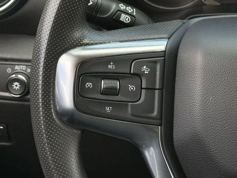 Used 2025 Chevrolet Blazer LT AWD/4WD image 13