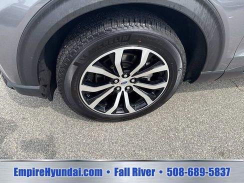 Used 2025 Ford Explorer ST-Line AWD/4WD image 13