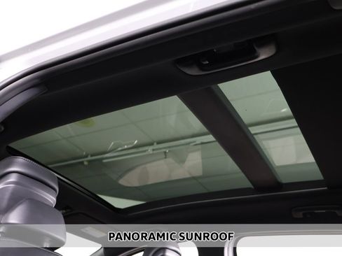 Used 2025 Kia Sportage X-Line w/ Premium Package AWD/4WD image 4
