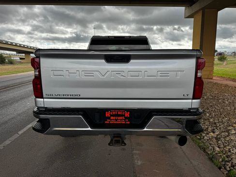 Used 2022 Chevrolet Silverado 3500 LT image 4
