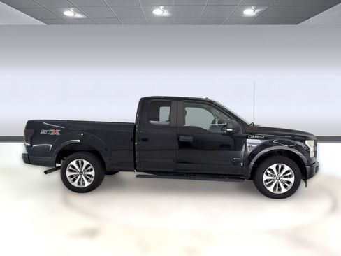 Used 2017 Ford F150 XL w/ Equipment Group 101A Mid RWD image 8