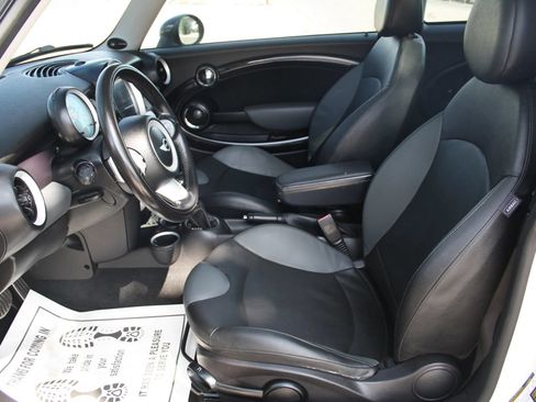Used 2010 MINI Cooper S FWD image 9