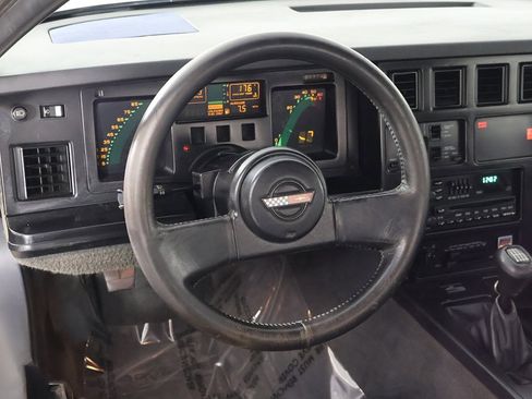 Used 1986 Chevrolet Corvette Convertible image 25