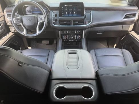 Certified 2024 Chevrolet Tahoe Z71 w/ Luxury Package AWD/4WD image 12