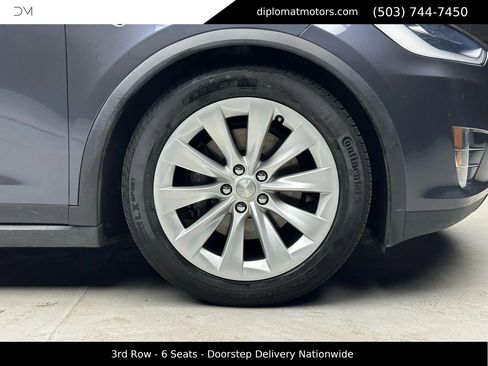 Used 2017 Tesla Model X 90D image 40
