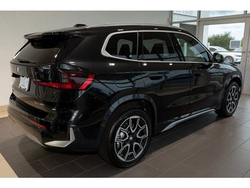 New 2025 BMW X1 xDrive28i w/ Premium Package image 45