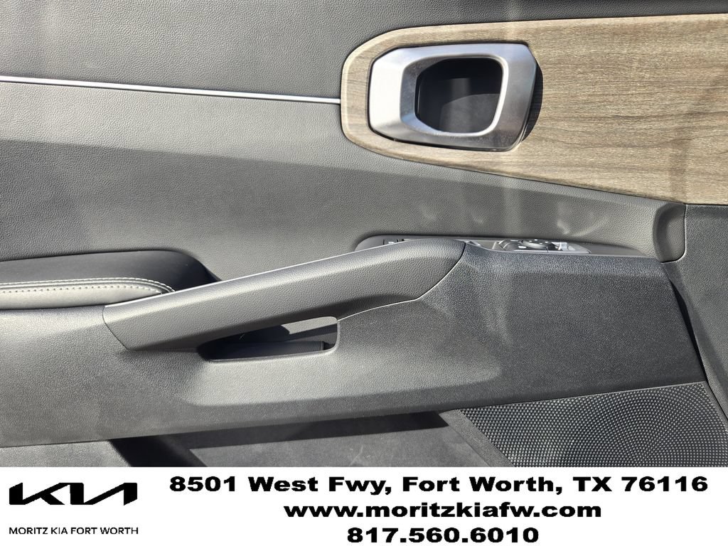 Used 2022 Kia Sorento EX FWD image 21