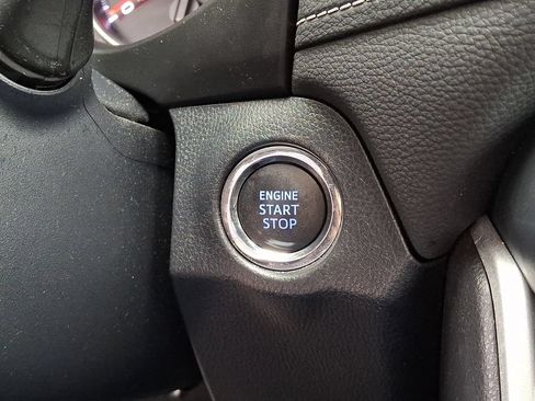 Used 2020 Toyota RAV4 XLE w/ Convenience Package AWD/4WD image 27