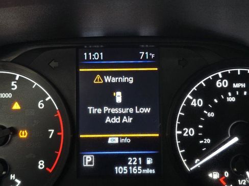 Used 2024 Nissan Altima 2.5 S FWD image 25