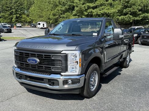 New 2026 Ford F250 XL w/ XL Driver Assist Package RWD image 3