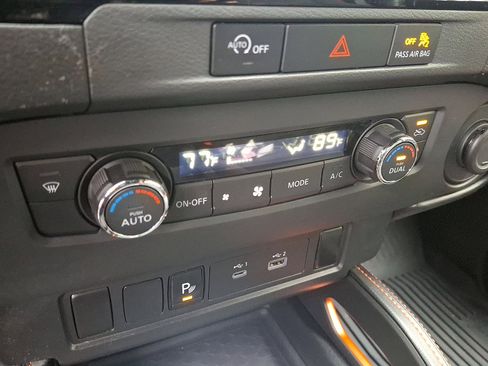 Certified 2023 Nissan Frontier PRO-4X w/ Technology Package image 15