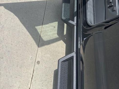 New 2025 Nissan Frontier PRO-4X w/ Tow Package image 6