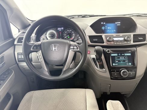Used 2017 Honda Odyssey EX image 33