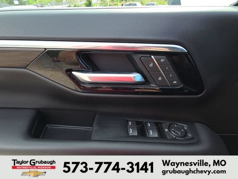 Used 2025 Chevrolet Tahoe Z71 AWD/4WD image 13