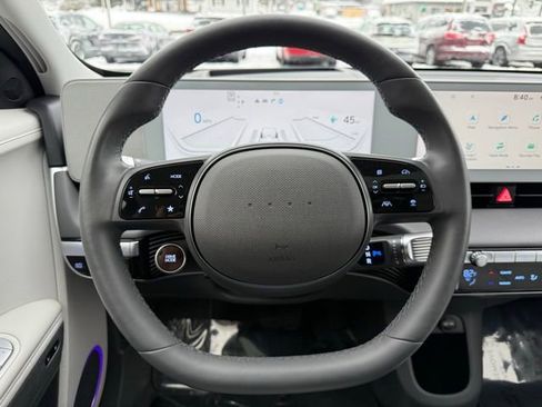 Used 2024 Hyundai Ioniq 5 Limited image 34