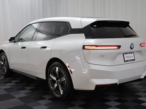 New 2026 BMW iX xDrive45 w/ Climate Comfort Package image 16