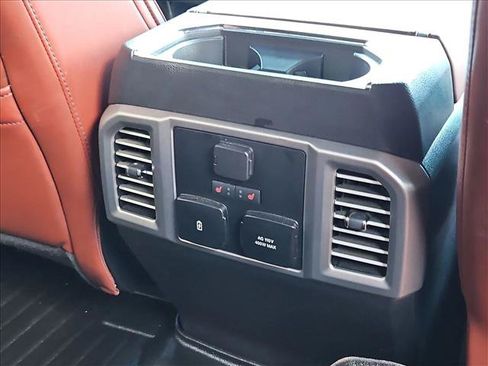Used 2018 Ford F150 Platinum w/ Equipment Group 701A Luxury AWD/4WD image 26