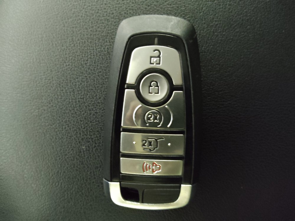 Used 2021 Ford Edge SEL w/ Convenience Package AWD/4WD image 32