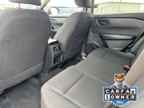 Used 2024 Nissan Rogue S AWD/4WD image 17