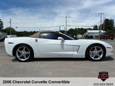 Used 2006 Chevrolet Corvette Convertible w/ Preferred Equipment Group RWD image 6