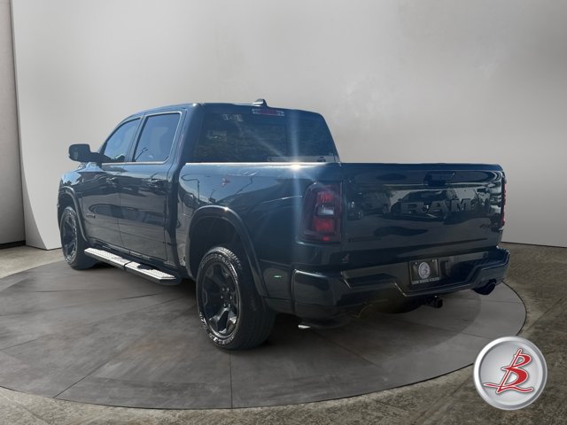 Used 2025 RAM 1500 Big Horn AWD/4WD image 4