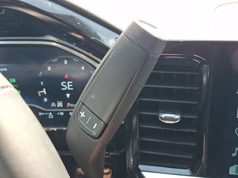 Used 2024 Chevrolet Silverado 2500 LT w/ Convenience Package AWD/4WD image 14
